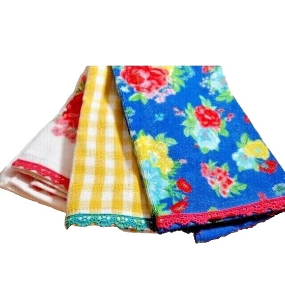 Pioneer Woman Fancy Flourish Kitchen Towels Country Farmhouse Lace Edge 3-pc NEW - Picture 3 of 6